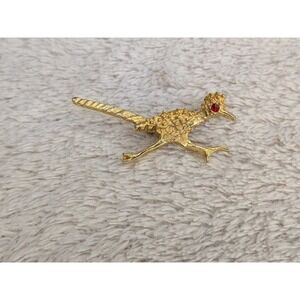 Vintage Roadrunner Bird Brooch Pin Red Eye Gold Tone Southwest Style Jewelry